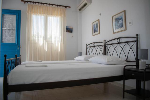 Kouki Maria Rooms Apollonia  Exterior photo