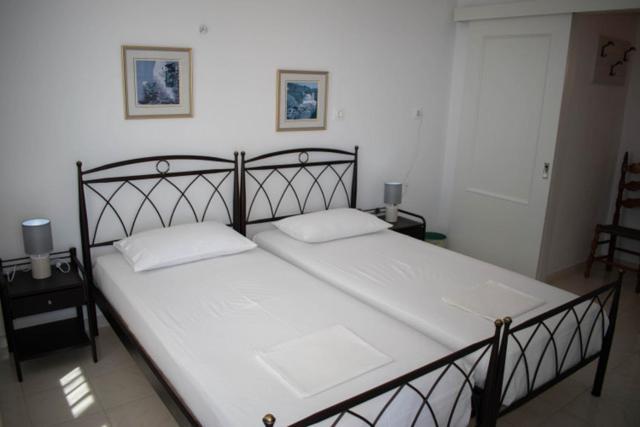 Kouki Maria Rooms Apollonia  Exterior photo