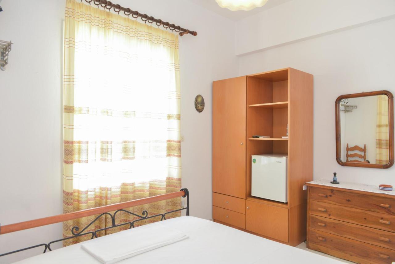 Kouki Maria Rooms Apollonia  Exterior photo